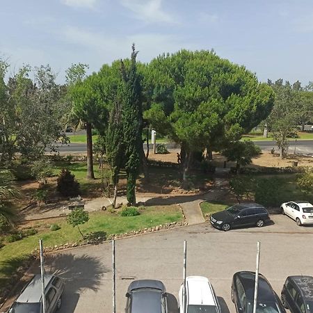 Parque Das Amendoeiras ヴィラモウラ エクステリア 写真