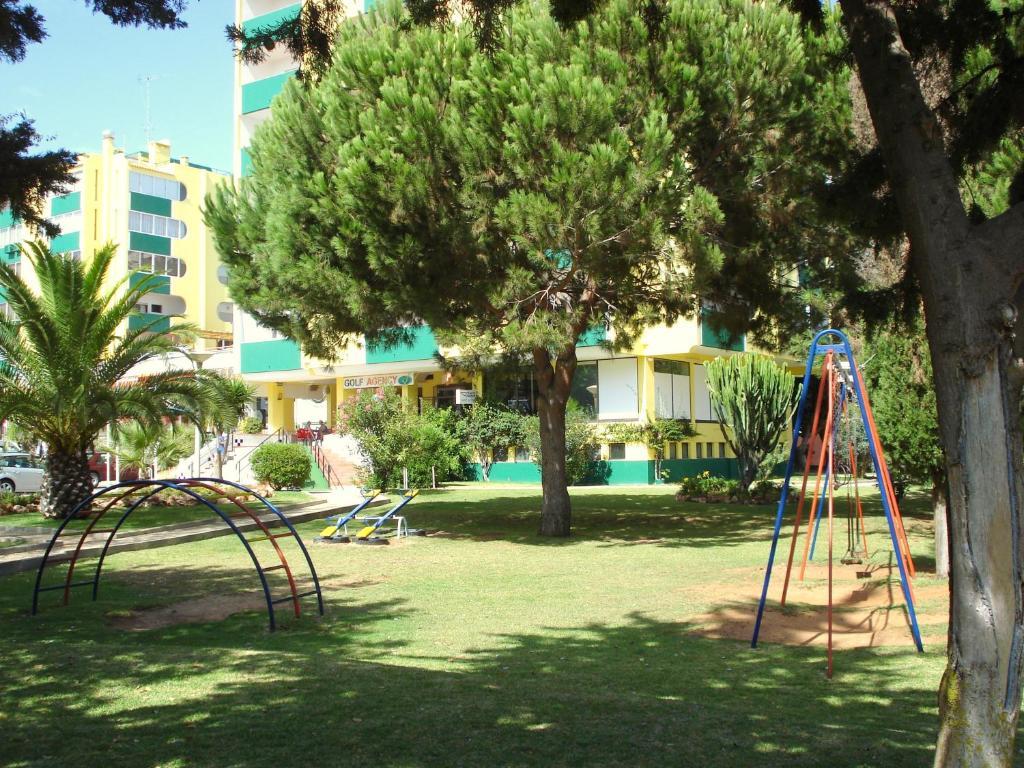 Parque Das Amendoeiras ヴィラモウラ エクステリア 写真