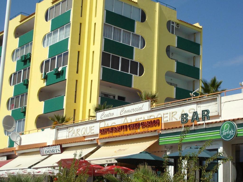 Parque Das Amendoeiras ヴィラモウラ エクステリア 写真
